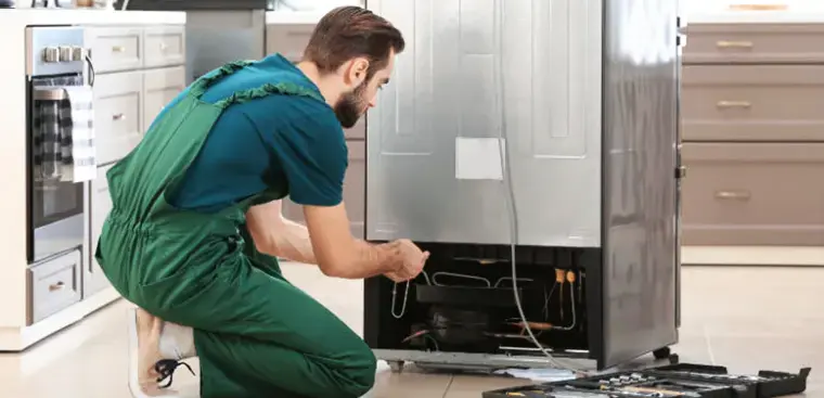Sửa tủ lạnh không vào điện do hỏng bo mạch